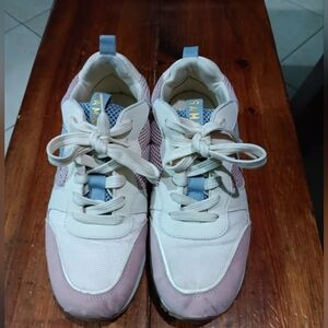 Womens Sneakers 8.5 Sam And Libby